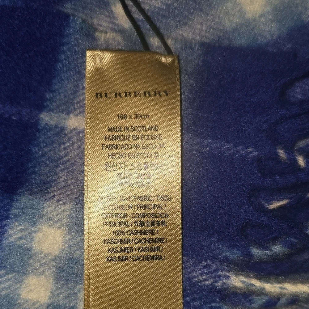Burberry Royal Blue and Cream Check Scarf